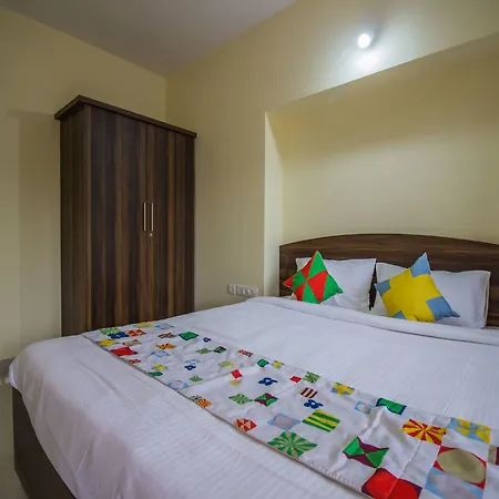 Oyo 13506 Home Vibrant 2Bhk With Pool Anjuna